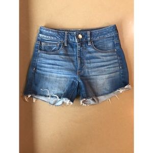 AE hi-waist shortie shorts in dark wash
